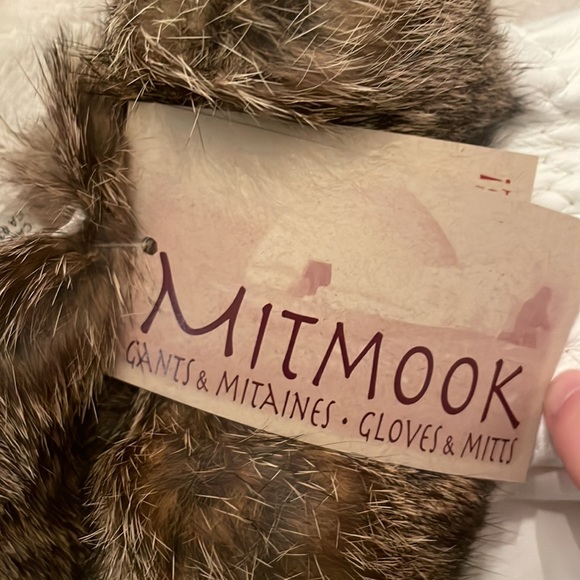 Genuine white leather mittens, TAGS ON - Picture 3 of 4